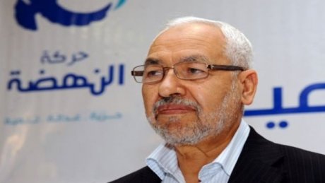 وحدة مكافحة الإرهاب ببوشوشة تقوم عند المغرب بإيقاف راشد الغنوشي وتفتيش منزله