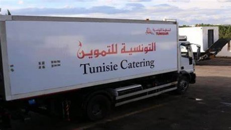 الجامعة العامة للنقل تنبه إلى خطورة بيع المواد التموينية على متن الطائرات وتهديده 600 عون بالبطالة