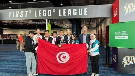 البطولة التشجيعية للروبوتيك والذكاء الاصطناعي : "ابطال حفوز "يفوزون بالجائزة الاولى في بوسطن الامريكية