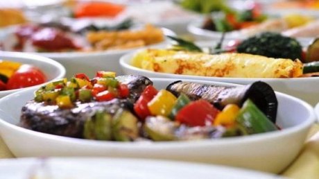جامعة النقل تنبه الى خطر برنامج بيع المواد التموينية في الطائرة على عائدات الخطوط التونسية