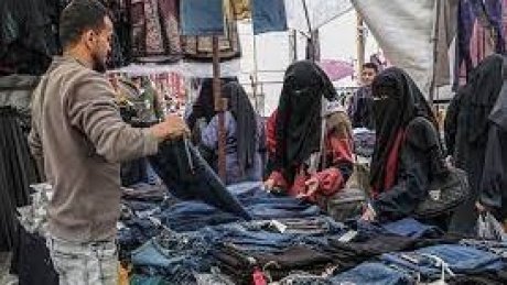 تجار غزة يشكون من الرسوم الإضافية المفروضة من حماس على البضائع المستوردة