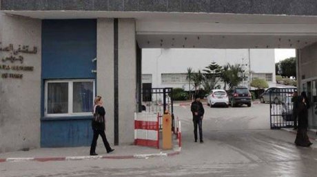مدير المستشفى الجهوي الصادق المقدم يؤكد نقل كلّ الأمنيين المصابين في حادثة جربة الى المستشفى العسكري لإتمام العلاج.
