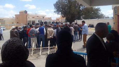 توتر في معمل الحلفاء بالقصرين و وقفة احتجاجية بساعتين
