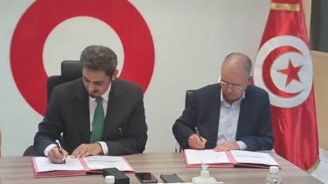 امضاء اتفاق الزيادات في الأجور في مؤسسة أوريدو