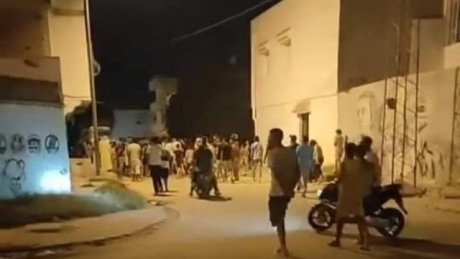 حالة إحتقان في صفاقس بعد مقتل شاب تونسي طعنه إفريقي من جنوب الصحراء