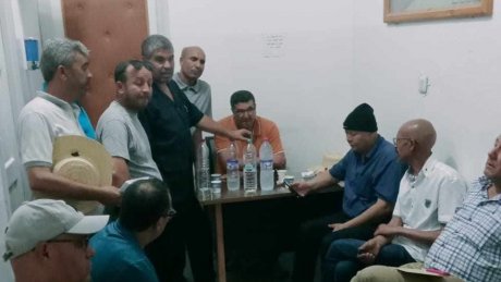 القصرين: إعتصام دفاعا عن إستحقاقات قطاع التعليم الاساسي وتنديدا بسياسة الإنتقام والتهديد