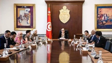بعد جلسة عمل و تأكيد رئاسي : الحكومة تختار دمج مؤسستي سنيب لابراس ودار الصباح ضمن التغطية الاجتماعية والصحية لعمال الدارين