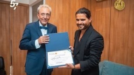ناصيف زيتون على ركح قرطاج : فنان يعزف على اوتار عواطف الجمهور واحلامه