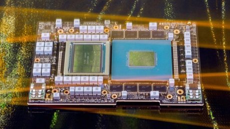 السعودية والإمارات تتنافسان على رقائق إنفيديا لدعم الذكاء الاصطناعي