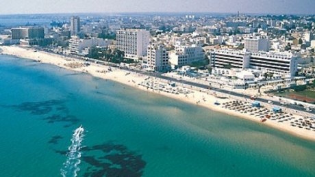 في ملتقى إقليمي حول الاستثمار : نهلة الصيادي ترد على افتراءات نائبة برلمانية عن جهة صفاقس وتذكرها بتاريخها