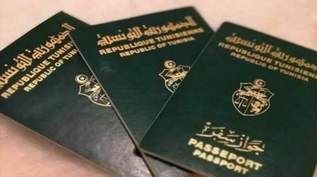 وزير الداخلية يقوم بزيارة فجئية الى المطبعة الرسمية للبحث في أسباب نقص جوازات السفر