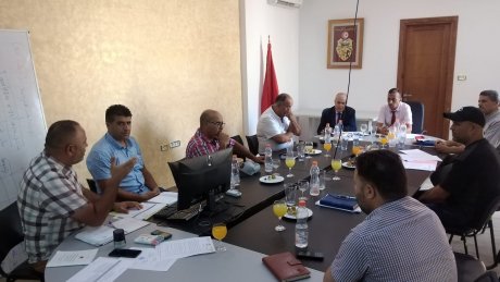 صيحة فزع في القيروان: نقص الحافلات يهدد العودة المدرسية ويحرم التلاميذ من التنقل