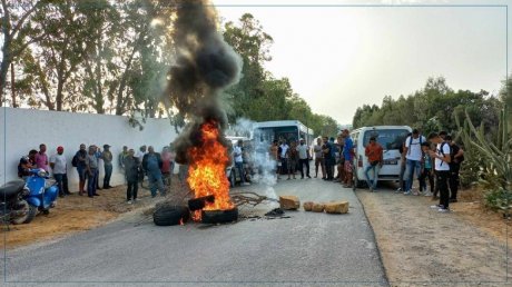 الحمامات: أهالي منطقة الأطرش يحتجون على تواصل انقطاع المياه