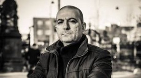 توج بالتانيت الذهبي سنة 2014: أيام قرطاج السينمائية تكرم المخرج الفلسطيني هاني أبو أسعد