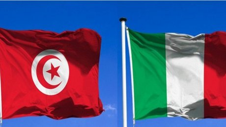 السفير الإيطالي بتونس: دعونا نناقش توسيع قنوات الهجرة النظامية
