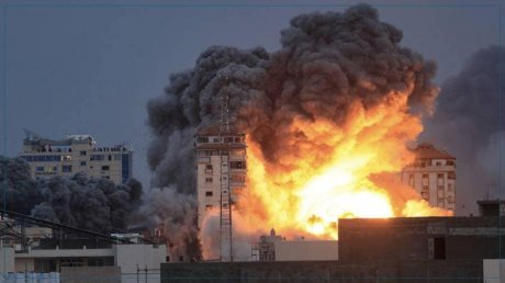 غـ.ز.ة تشهد القصف الأعنف منذ بداية الحرب والاحتلال يقطع الاتصالات على القطاع