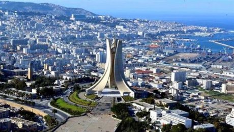 الجزائر: دائرة منع الاضرابات والاحتجاجات تتوسع والبلاد لم تعد في حاجة إلى أحزاب أو نقابات أو مؤسسات إعلامية