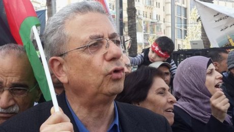 المبادرة الوطنية" تطالب منظمة التحرير بتشكيل قيادة موحدة"