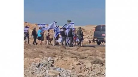 مستوطنون ينظمون مسيرة استفزازية في كيسان شرق بيت لحم