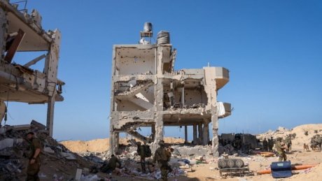 جنوب أفريقيا تستدعي سفير "إسرائيل" لمناقشة سلوكه بشأن الحرب في غزة