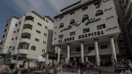 الهلال الأحمر الفلسطيني: الآليات العسكرية للاحتلال تحاصر مستشفى القدس
