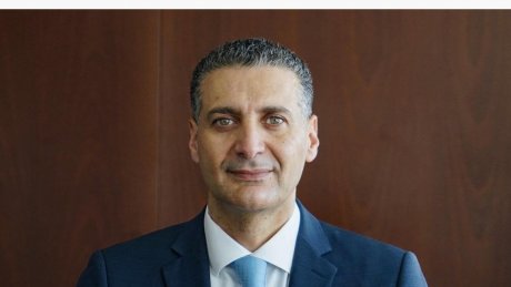 خدمة الاتصالات والإنترنت ستتوقف بالكامل في غزة الخميس