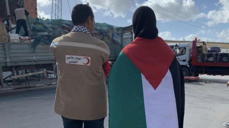 الهلال الأحمر: جاهزون لإرسال المزيد من المساعدات لغزة وسنتكفل بالطلبة الفلسطينيين في تونس
