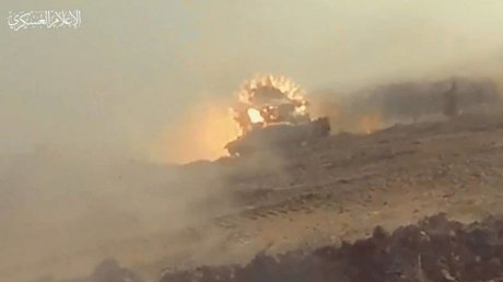 المقاومة تستهدف حشودا لقوات العدو ودبابة وتخوض اشتباكات ضارية في غزة