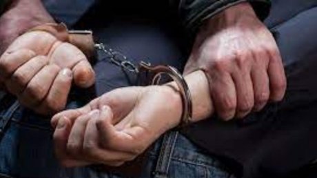 "الشابة: الإطاحة بشخص من ذوي السوابق العدلية في تنظيم عمليات ''الحرقة