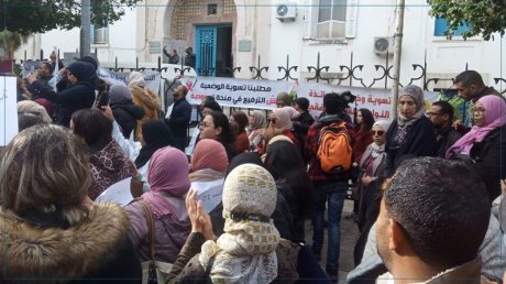 الأساتذة النواب يقاطعون الدروس بداية من اليوم