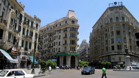فروع المطاعم الامريكية في مصر تشرع في تسريح موظفيها بسبب مقاطعتها نتيجة موقفها المعادي للمقاومة في غزة