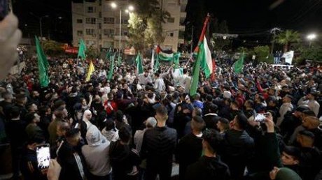 أسيرات وأسرى الدفعة السادسة من صفقة التبادل مقابل المحتجزين لدى المقاومة الفلسطينية