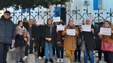 المرشدون التطبيقيون الناجحون في مناظرة 2021 يحتجون