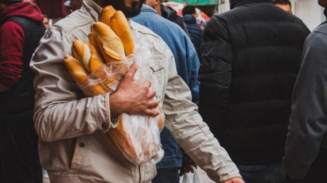 آلارت'' تحذّر من تواصل أزمة توفير الحبوب وتأثيرها على صناعة الخبز"