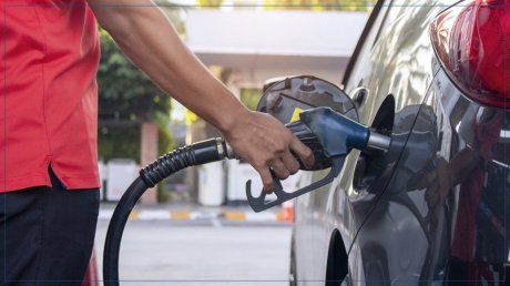 جامعة النفط : ما تم تداوله حول الإضراب في قطاع المحروقات إشاعة ولا داعي للهفة