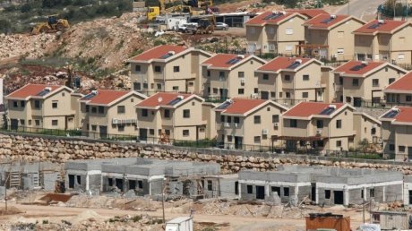 باريس تدرس فرض عقوبات على المتورطين في مستوطنات الاحتلال في الضفة الغربية