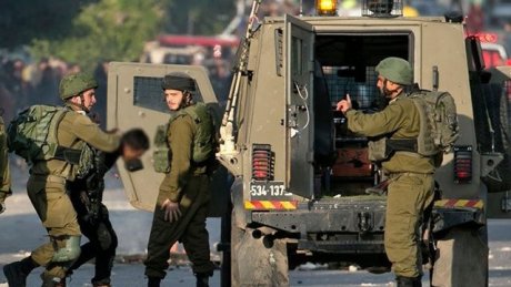 قوات الاحتلال الصهيوني تعتقل 14 فلسطينيا من الضفة الغربية والقدس