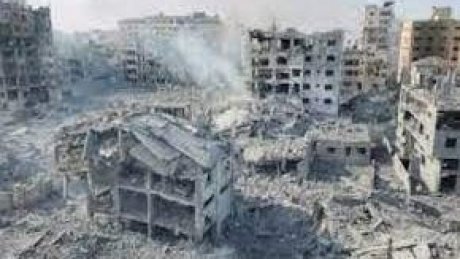 استشهاد 70 فلسطينيا على الأقل في غارات صهيونية على تجمع سكني بمخيم المغازي وسط قطاع غزة