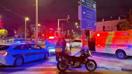 إصابة مستوطنين " إسرائيليين" في عملية طعن في القدس