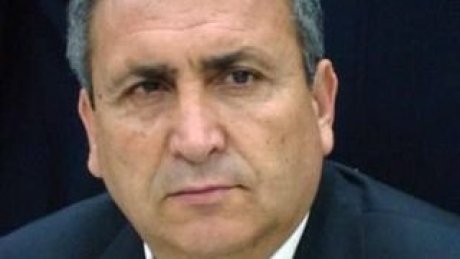 الشاعر محمد الغزي في ذمة الله: مسيرة حافلة بين الشعر والنقد والتدريس