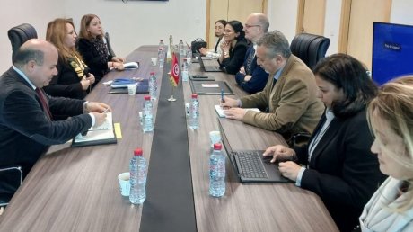 من ضمنها الطاقات المتجددة والمياه: المدير الاقليمي بالبنك الدولي يؤكد الاستعداد لتمويل المشاريع المقترحة من الحكومة
