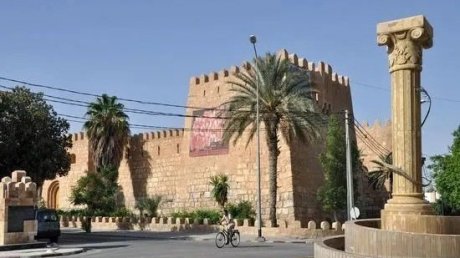 طقس اليوم السبت : أجواء صافية في قطاع غزة و سحب عابرة أحيانا كثيفة مع بعض الأمطار المتفرقة في تونس