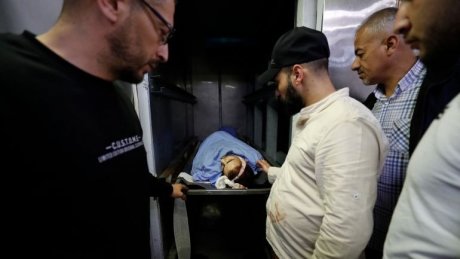 شهيد برصاص الاحتلال في نابلس ومواجهات بعدة مناطق بالضفة الغربية