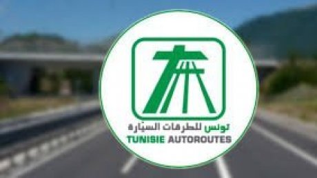اثر حادثة شاحنة التبن : شركة الطرقات السيارة تحذر