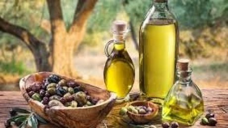 حتى موفى مارس 2024 : زيادة في عائدات زيت الزيتون 82,7 بالمائة