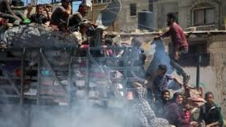 الاحتلال يرتكب 4 مجازر ويهجّر 80 ألف فلسطيني من رفح
