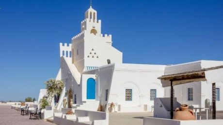 طقس اليوم الاربعاء : أجواء حارة في قطاع غزة و بعض السحب مع ظهور خلايا رعدية محلية تكون مصحوبة بأمطار متفرقة في تونس