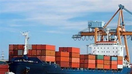 بمعدل سفرة في الاسبوع: فتح خط بحري بين حلق الوادي وليفورنو في ايطاليا لنقل البضائع المختلفة