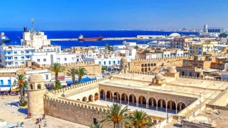 طقس اليوم السبت : درجات الحرارة أدنى من معدلها وتوقعات بسقوط أمطار متفرقة في قطاع غزة و سحب عابرة تكون أحيانا كثيفة في تونس