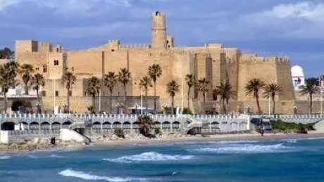 طقس اليوم الثلاثاء : غائما جزئيا و معتدل في قطاع غزة و ظهور خلايا رعدية محلية مصحوبة بأمطار بعد الظهر في تونس